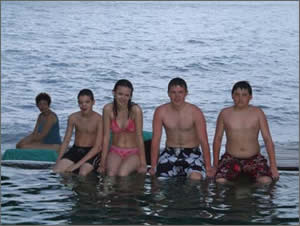 Kids at the pool edge