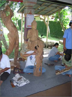 Wood carvers