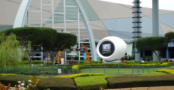 The Men In Black ride