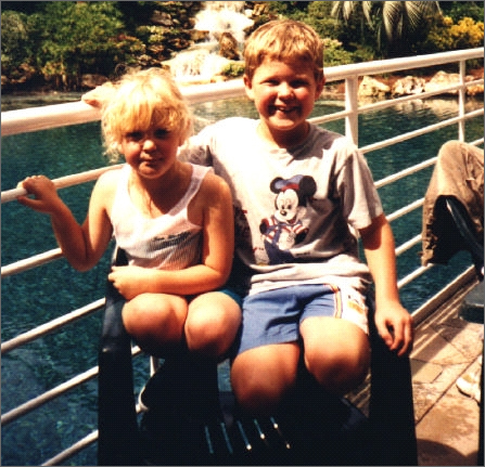 Andrew and Lauren enjoying the sun at Seaworld.