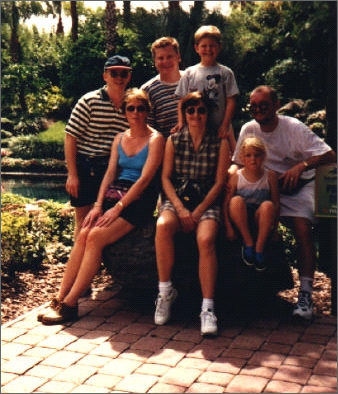 Everyone posing at Seaworld bar Anita.